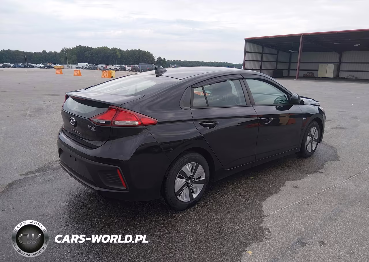 2018 Hyundai Ioniq Hybrid Blue VIN:KMHC65LC4JU062358 - 4