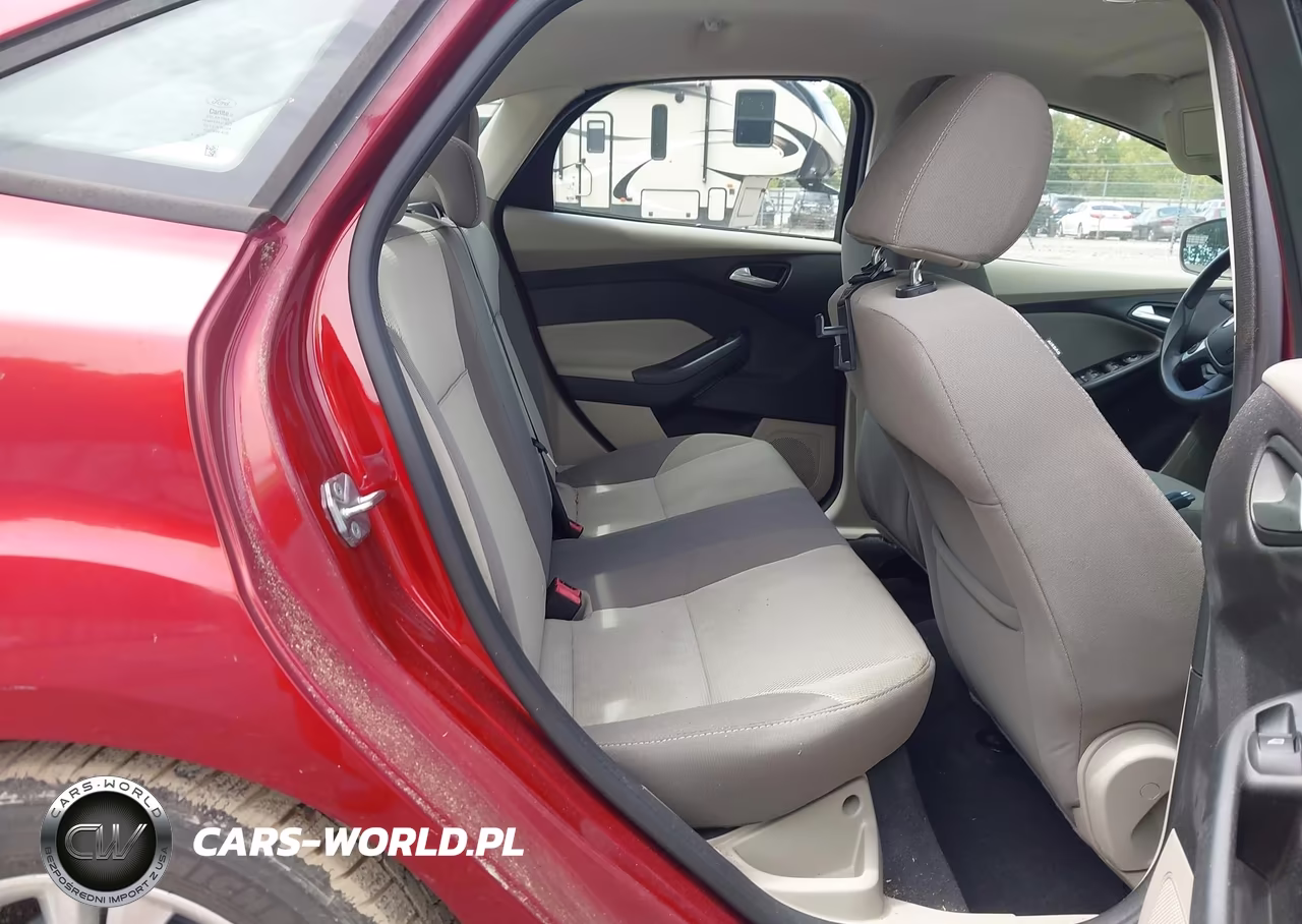 2014 Ford Focus Se VIN:1FADP3F23EL286266 - 8