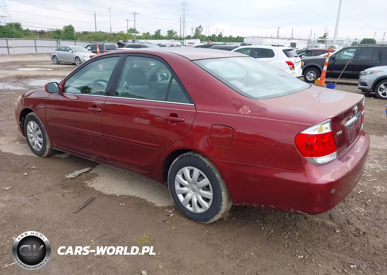 2006 Toyota Camry Le VIN:4T1BE32K06U143974 - 3