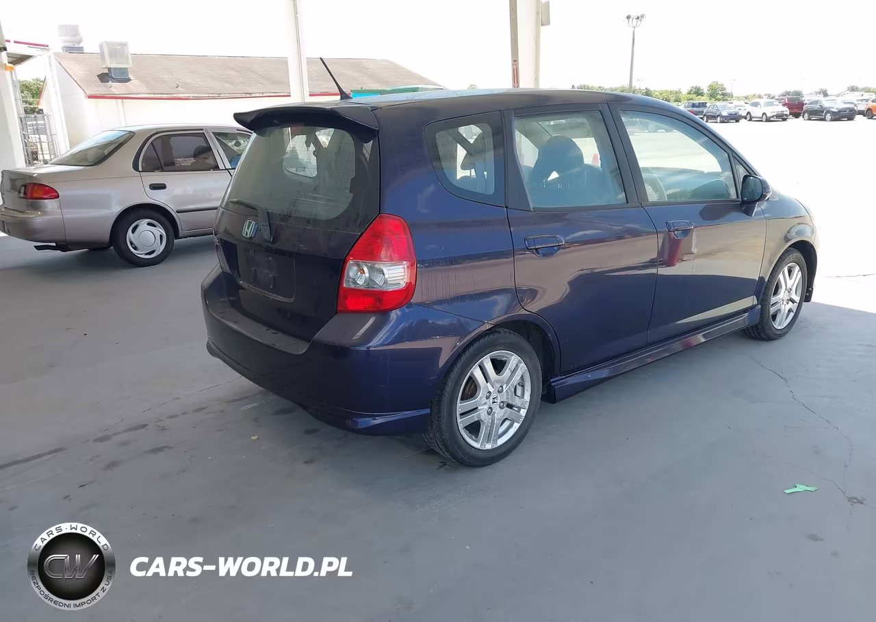 2008 Honda Fit Sport VIN:JHMGD38618S048425 - 4