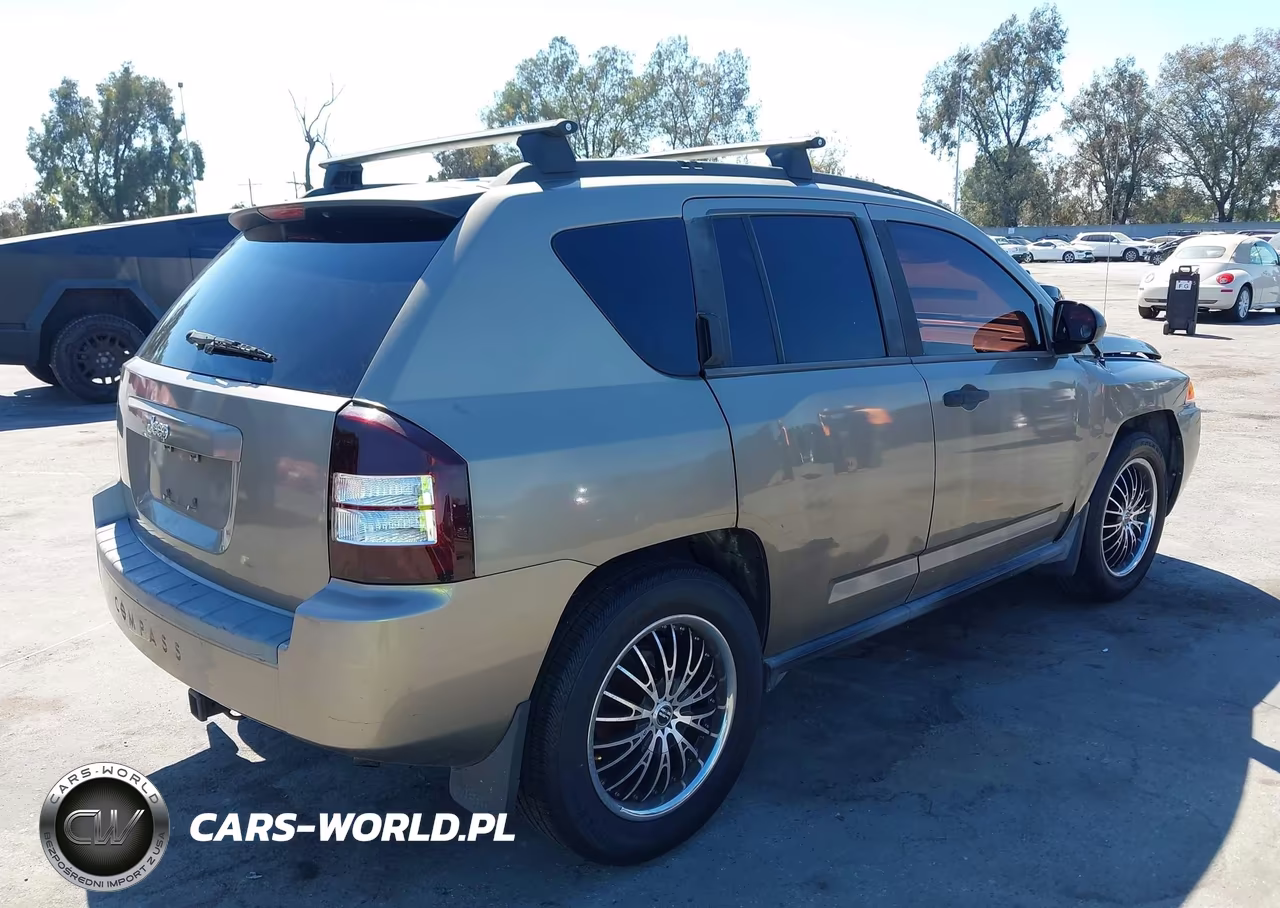 2007 Jeep Compass Sport VIN:1J8FT47W47D118728 - 4