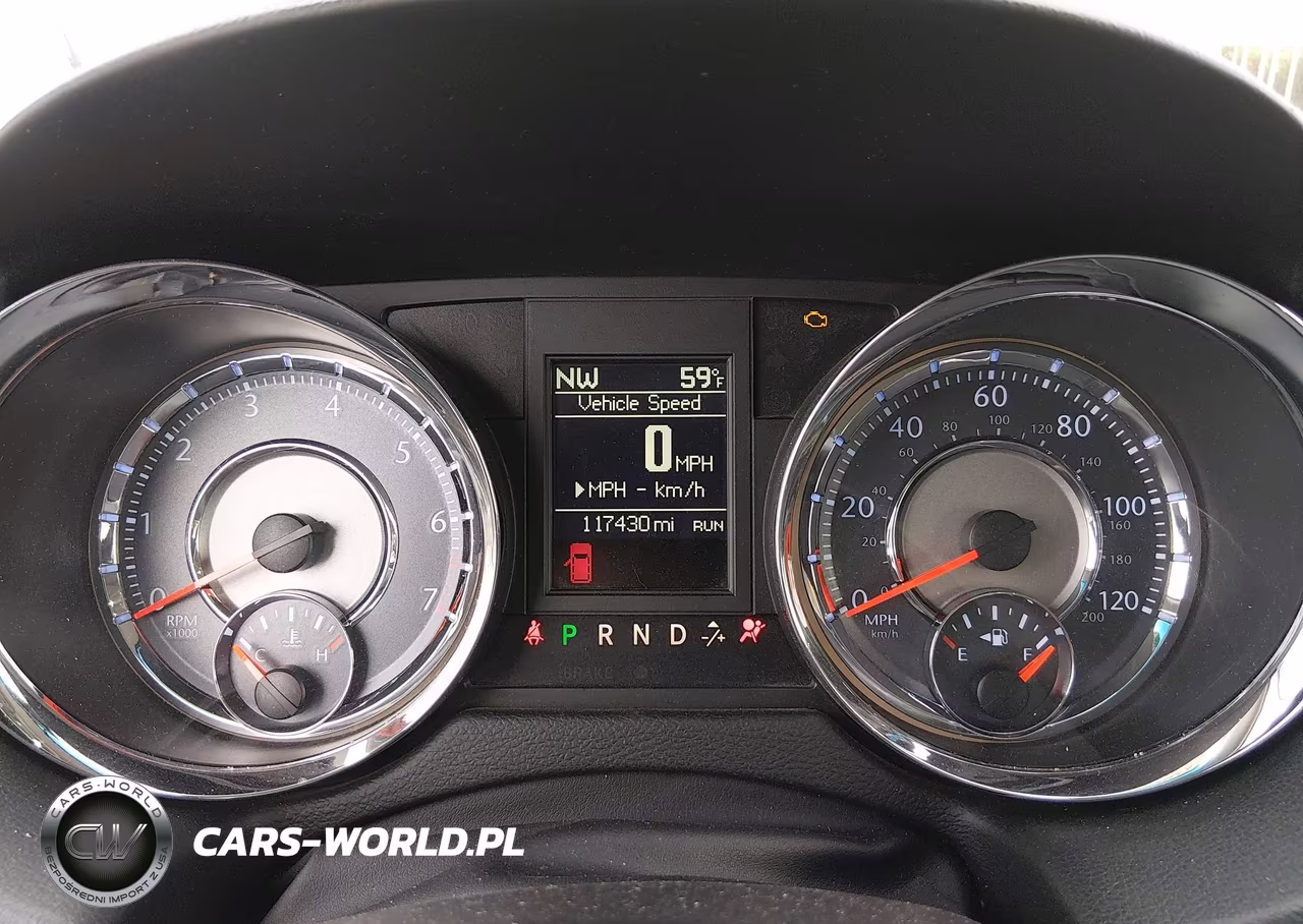 2015 Chrysler Town & Country Touring VIN:2C4RC1BG0FR626998 - 7