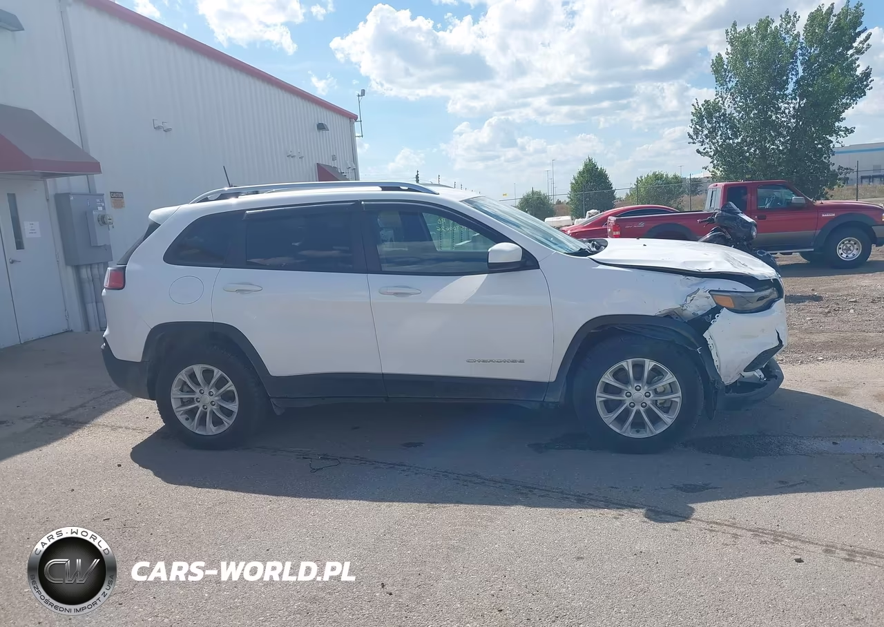 2020 Jeep Cherokee Latitude 4X4 VIN:1C4PJMCB7LD616744 - 14