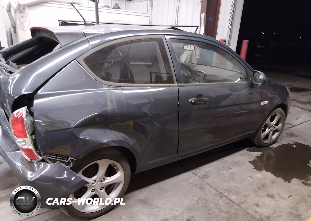 2011 Hyundai Accent Se VIN:KMHCN3AC8BU188993 - 13