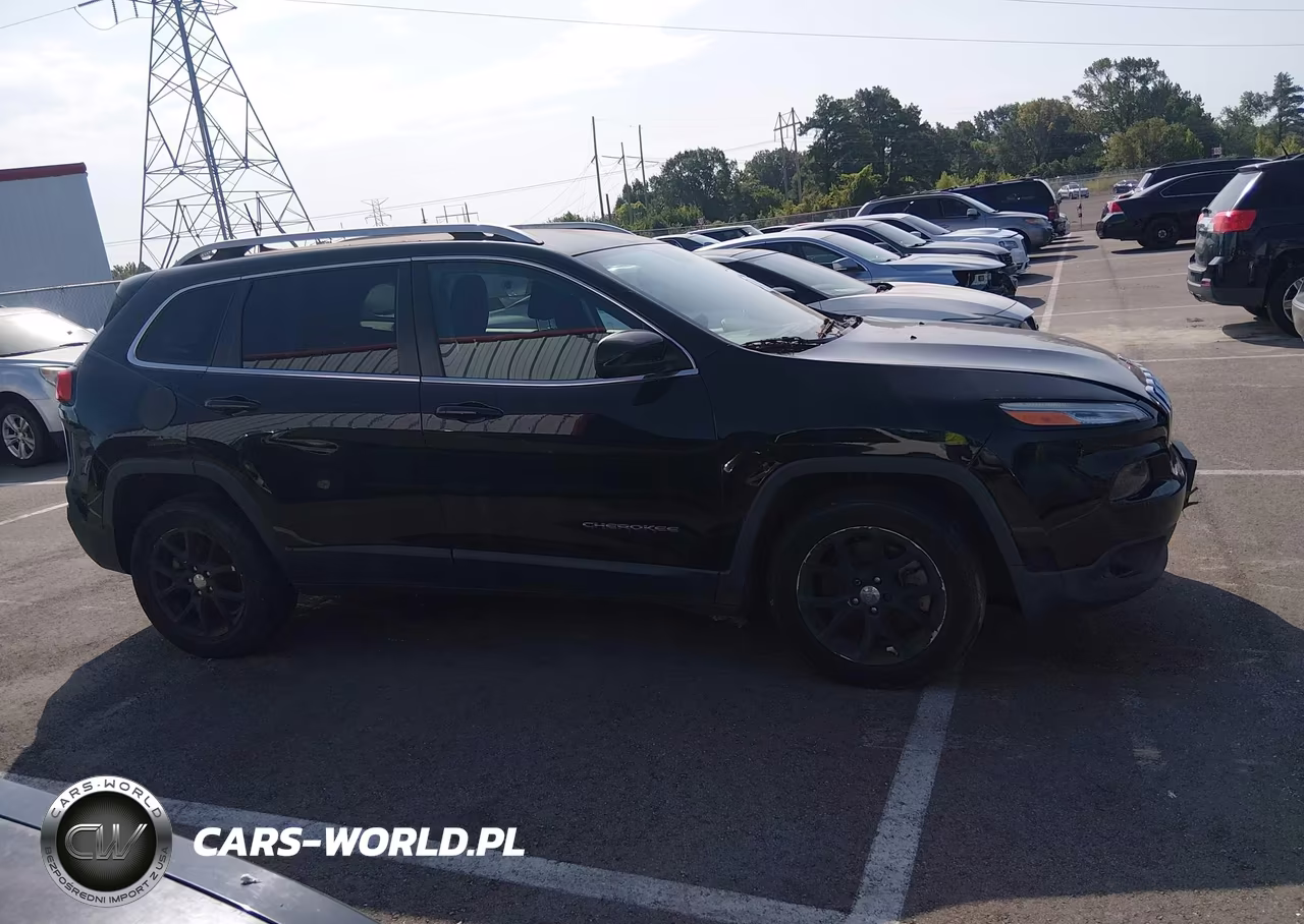 2018 Jeep Cherokee Latitude Fwd VIN:1C4PJLCBXJD566512 - 13
