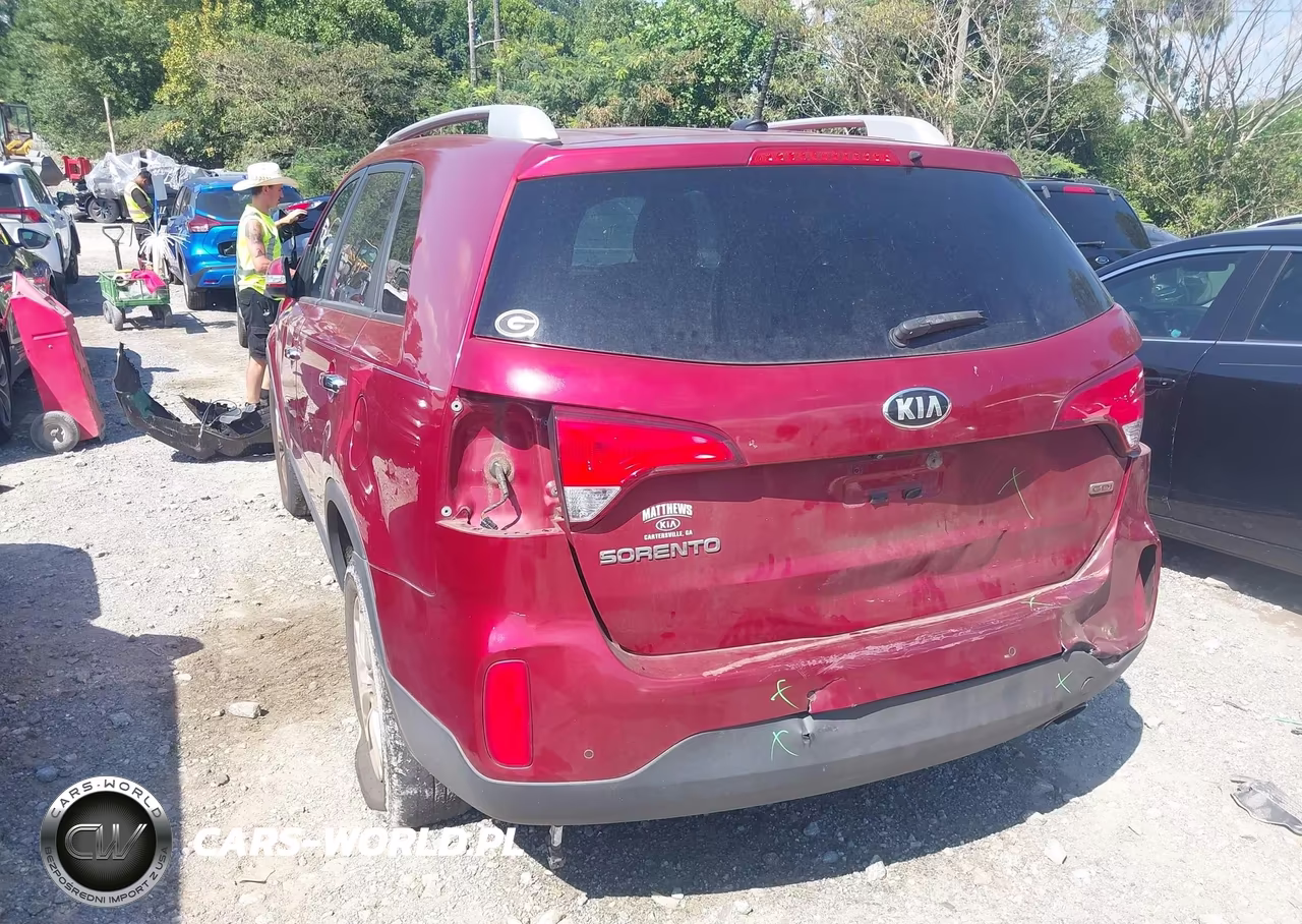 2015 Kia Sorento Lx VIN:5XYKT3A61FG655985 - 3