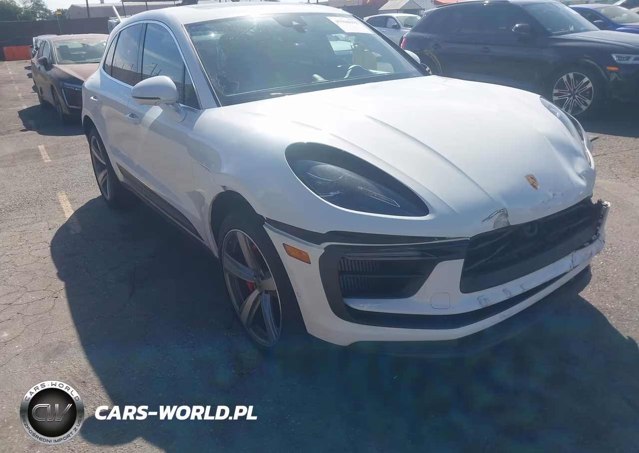 2022 Porsche Macan S