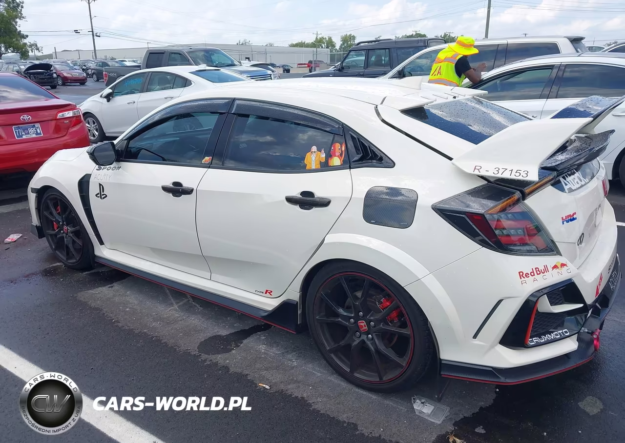 2020 Honda Civic Type R Touring VIN:SHHFK8G79LU201115 - 15