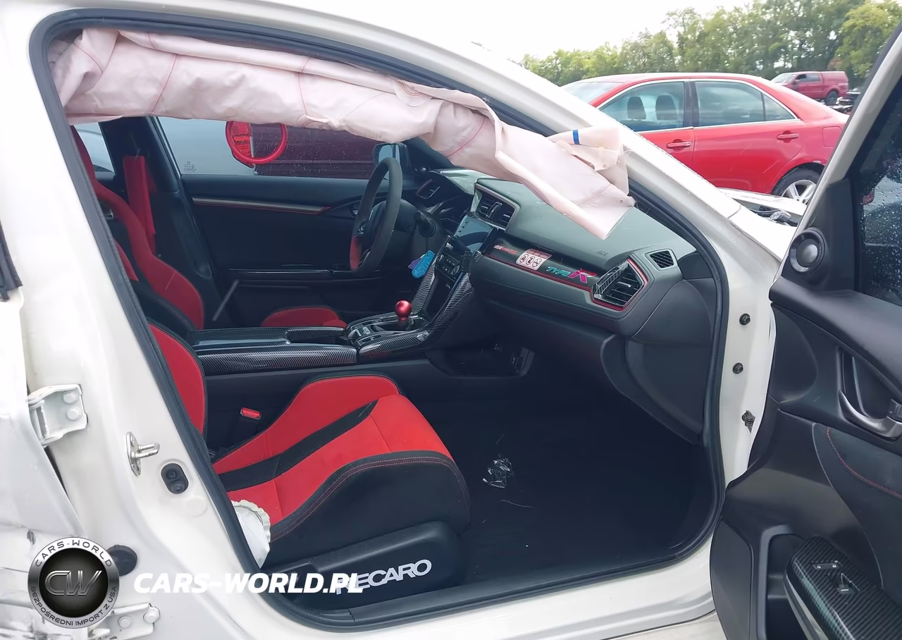 2020 Honda Civic Type R Touring VIN:SHHFK8G79LU201115 - 5