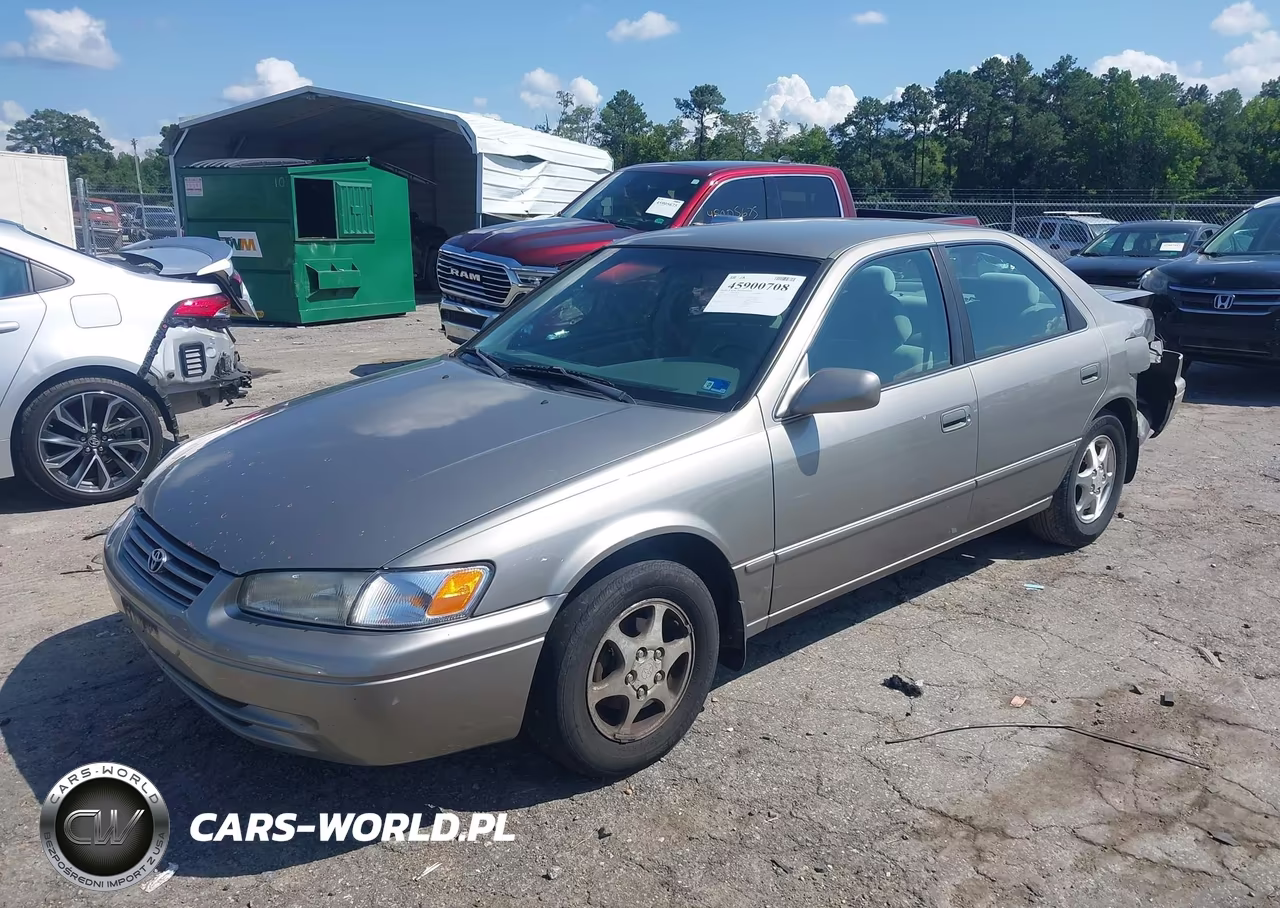 1999 Toyota Camry Le VIN:4T1BG22K9XU410387 - 2