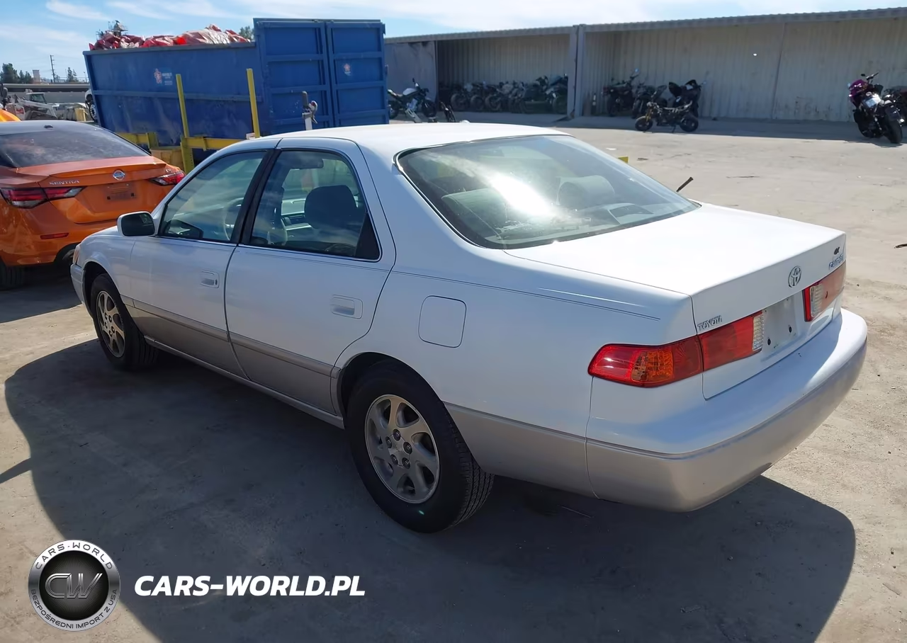2001 Toyota Camry Le VIN:4T1BG22K71U816756 - 3