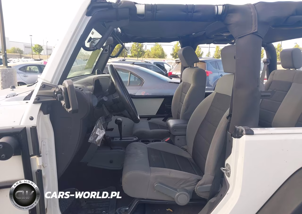 2009 Jeep Wrangler X VIN:1J4FA24169L722763 - 5
