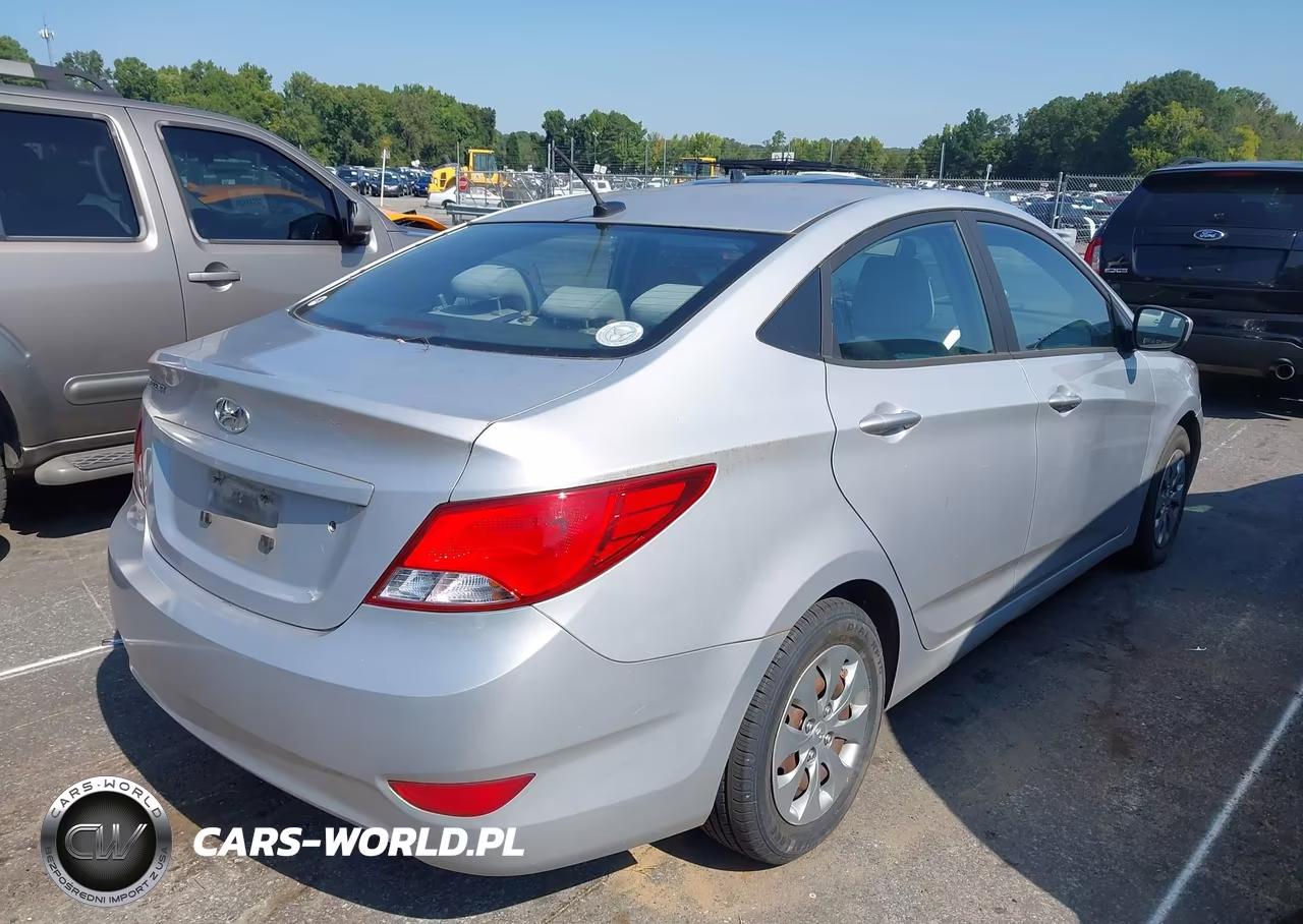 2017 Hyundai Accent Se VIN:KMHCT4AE5HU335048 - 4