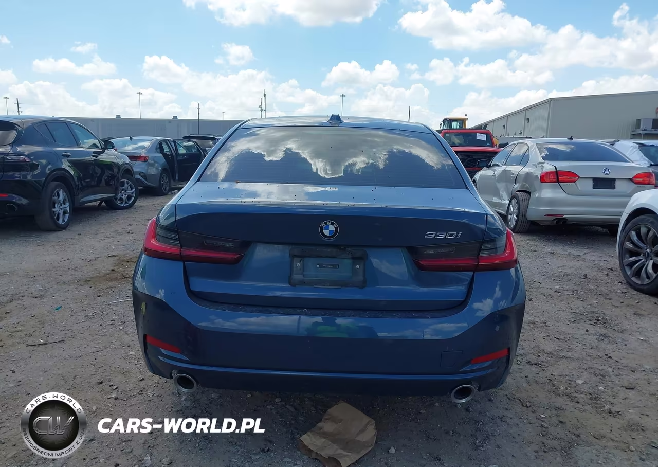 2025 BMW 330I VIN:3MW69CW07S8F21571 - 17