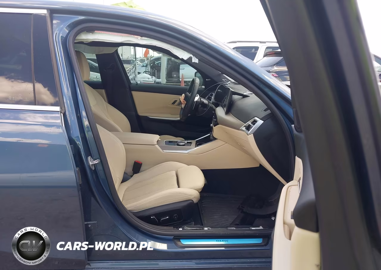 2025 BMW 330I VIN:3MW69CW07S8F21571 - 5