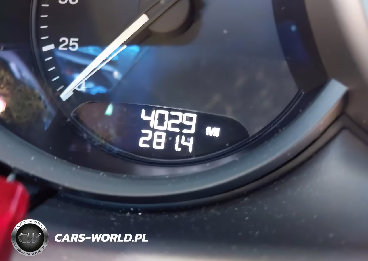 2026 Porsche Macan T VIN:WP1AA2A54TLB09179 - 16