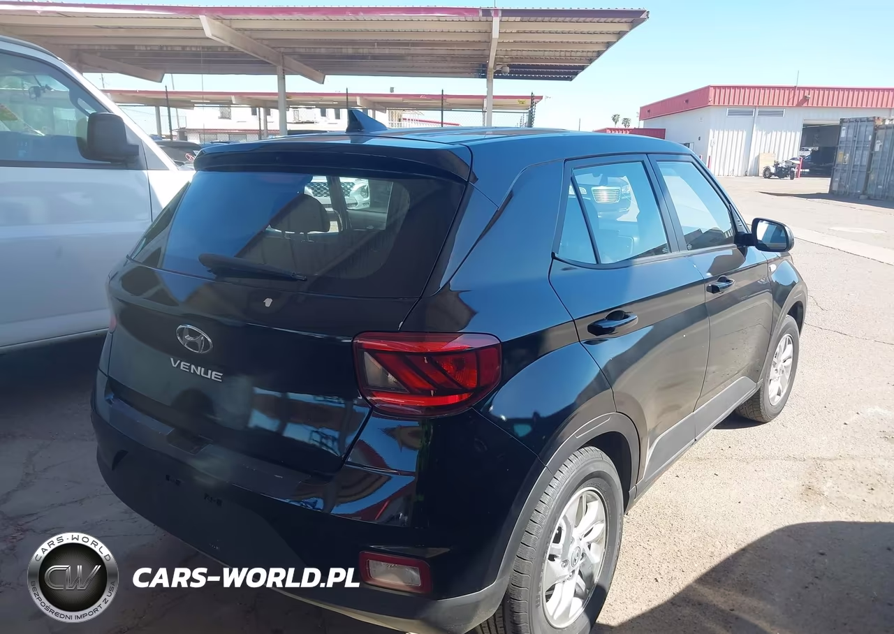 2021 Hyundai Venue Se VIN:KMHRB8A37MU119876 - 4