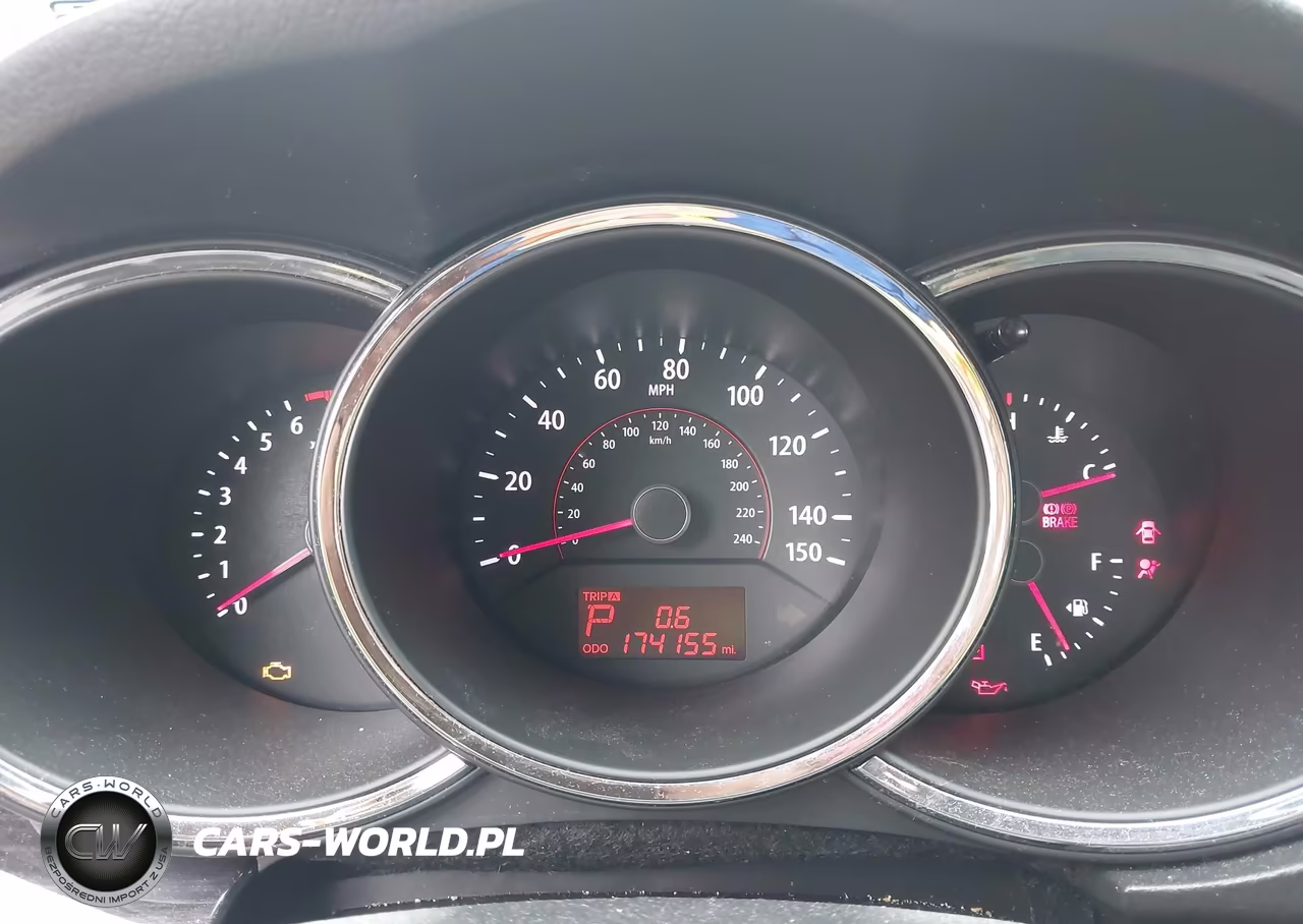 2011 Kia Sorento Lx VIN:5XYKTCA17BG028450 - 7
