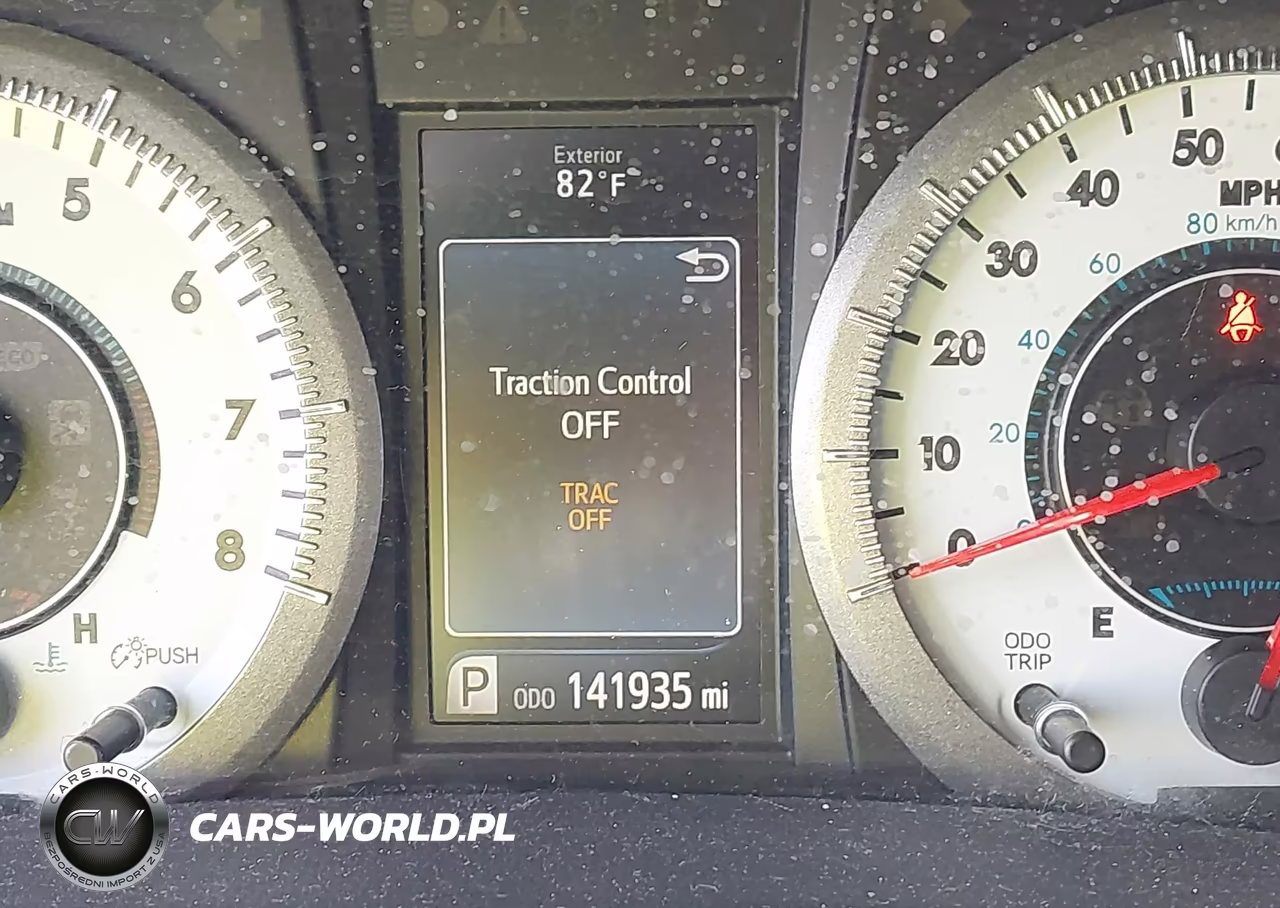 2016 Toyota Sienna Se 8 Passenger VIN:5TDXK3DC2GS733656 - 16