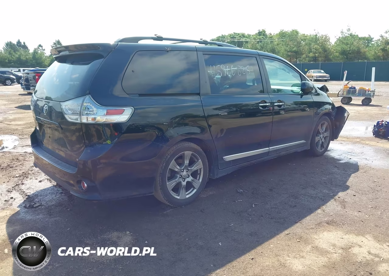 2016 Toyota Sienna Se 8 Passenger VIN:5TDXK3DC2GS733656 - 4