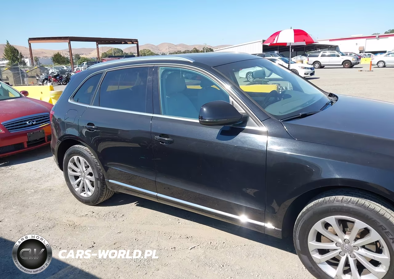 2014 Audi Q5 2.0T Premium VIN:WA1LFAFPXEA129302 - 13