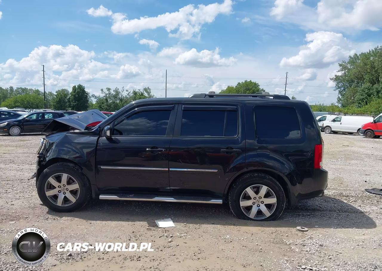 2013 Honda Pilot Touring VIN:5FNYF4H98DB084622 - 14