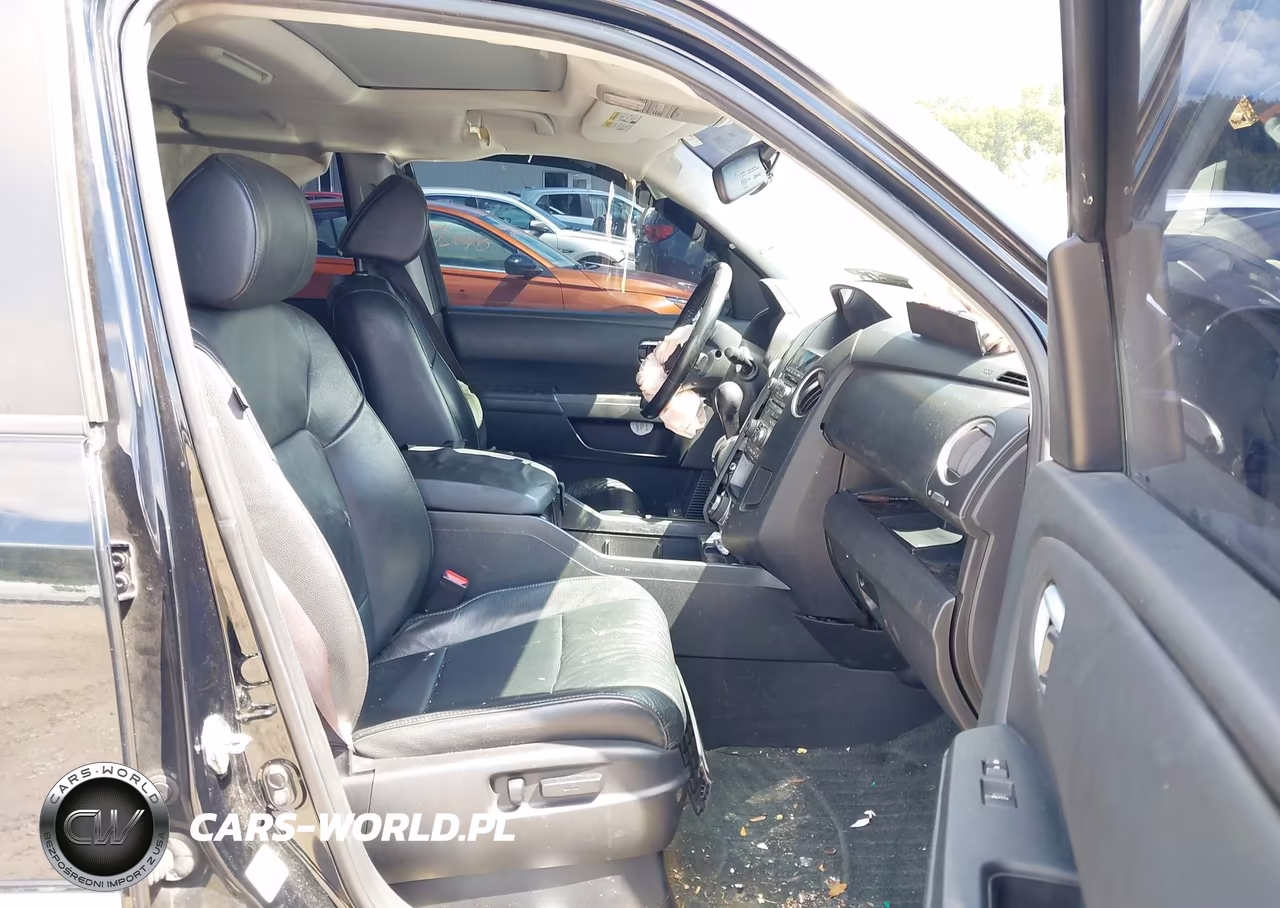 2013 Honda Pilot Touring VIN:5FNYF4H98DB084622 - 5