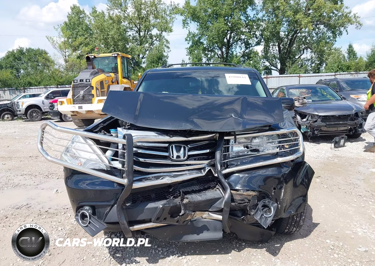 2013 Honda Pilot Touring VIN:5FNYF4H98DB084622 - 6