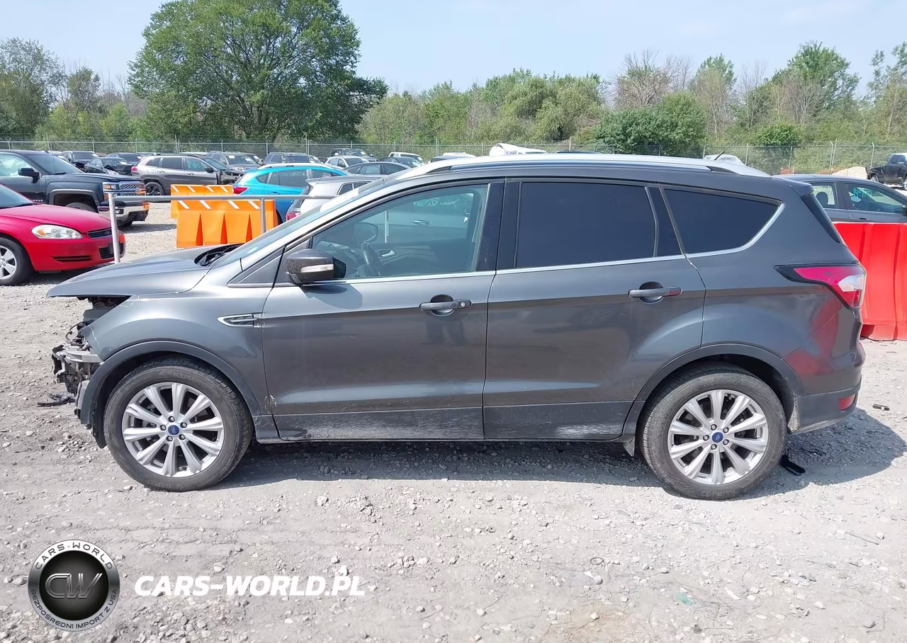 2017 Ford Escape Titanium VIN:1FMCU9JD0HUD21396 - 15