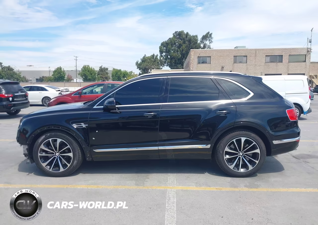 2019 Bentley Bentayga V8 VIN:SJAAM4ZVXKC024677 - 15
