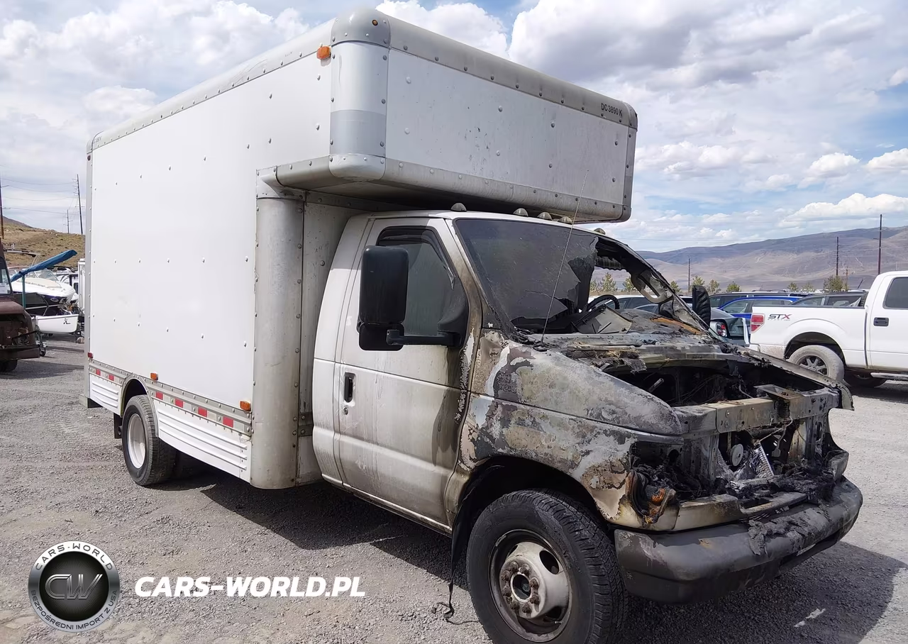 2007 Ford E-450 Cutaway