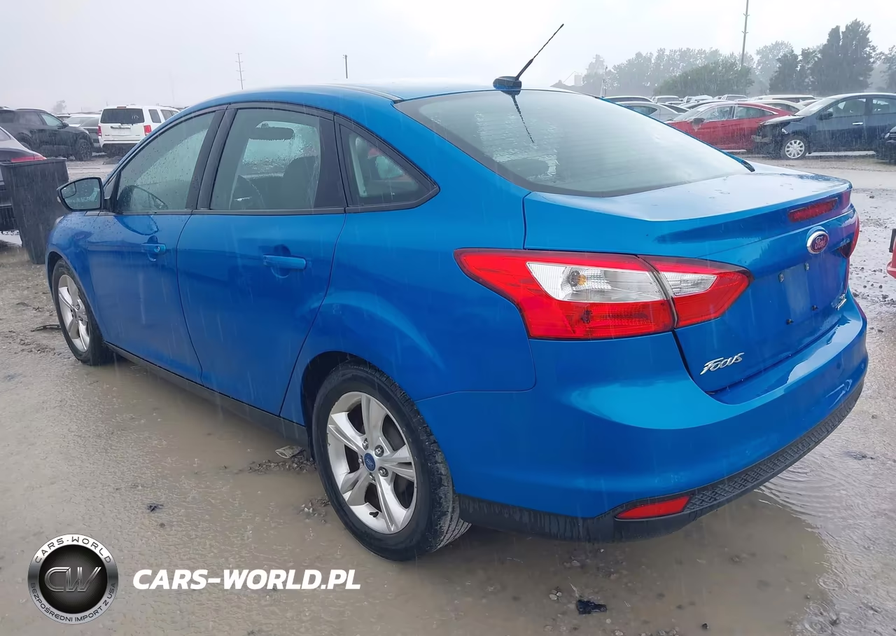 2014 Ford Focus Se VIN:1FADP3F23EL116070 - 3