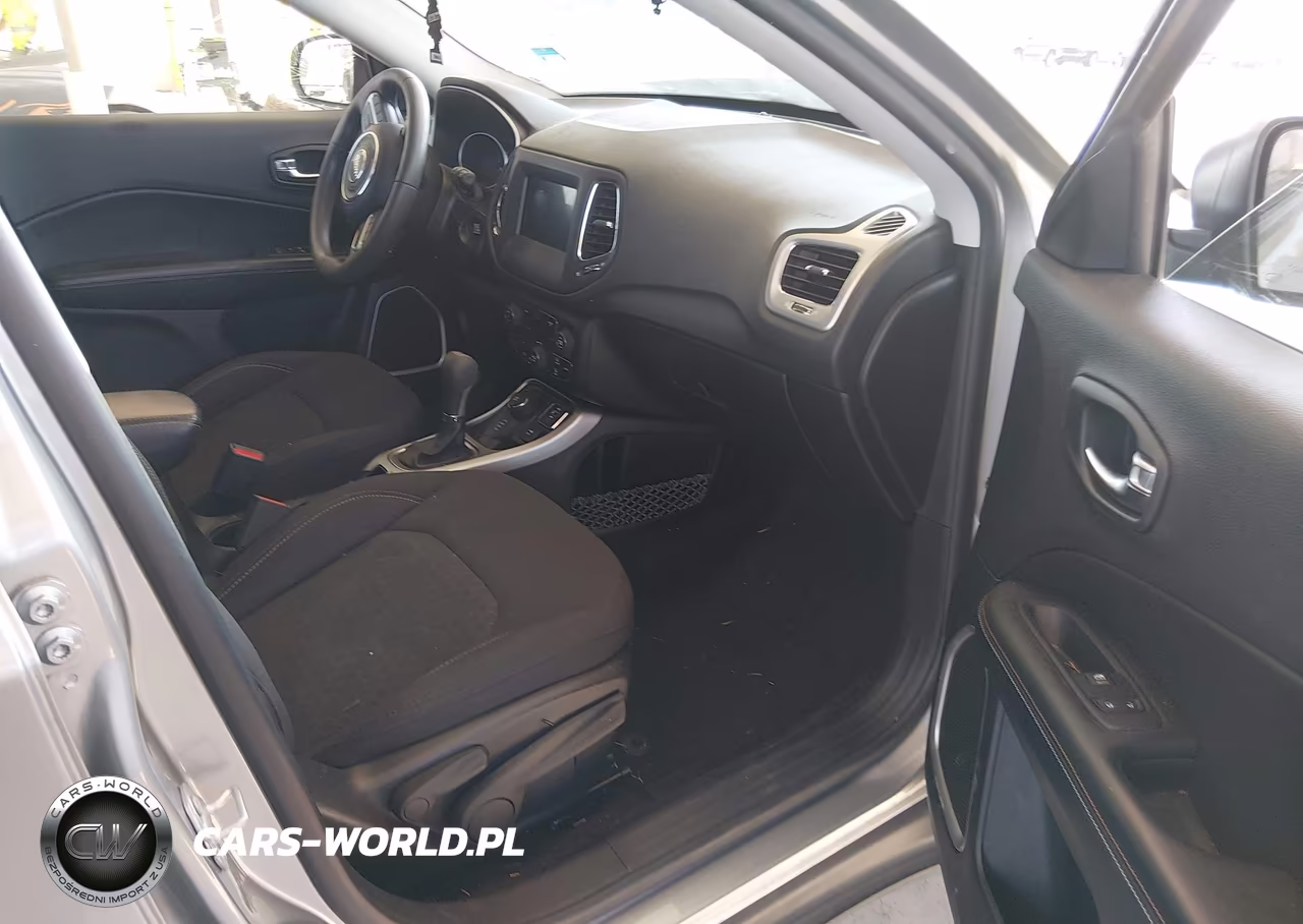 2019 Jeep Compass Sport 4X4 VIN:3C4NJDAB0KT849352 - 5