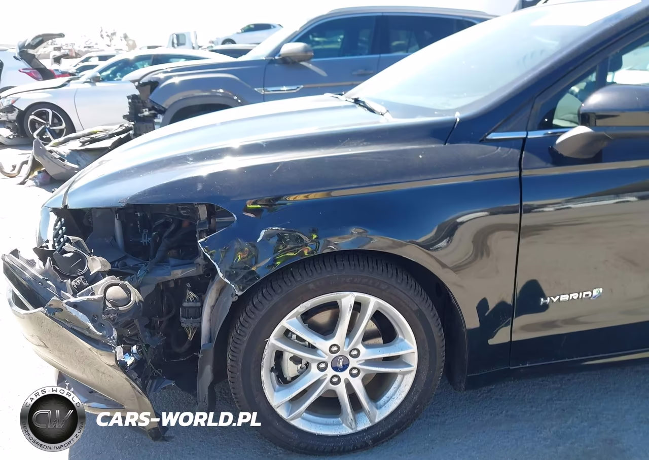2018 Ford Fusion Hybrid Se VIN:3FA6P0LU7JR253618 - 17