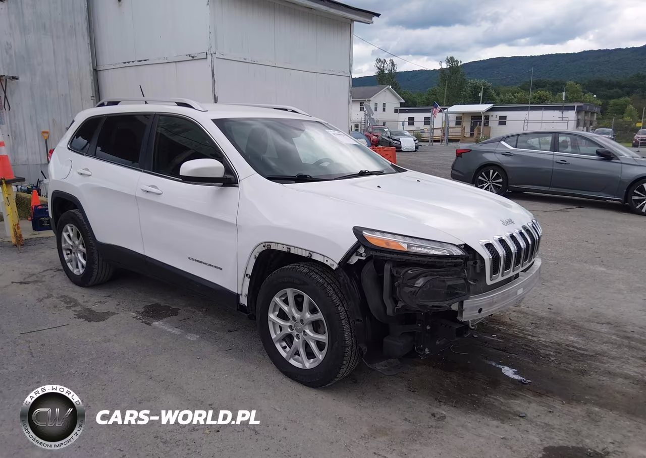 2015 Jeep Cherokee Latitude – zdjęcie 1 z 17