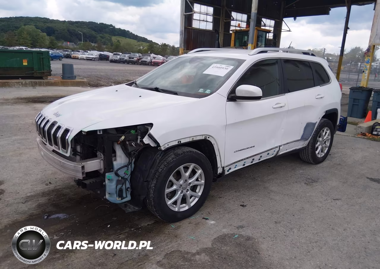 2015 Jeep Cherokee Latitude VIN:1C4PJMCSXFW571548 - 2