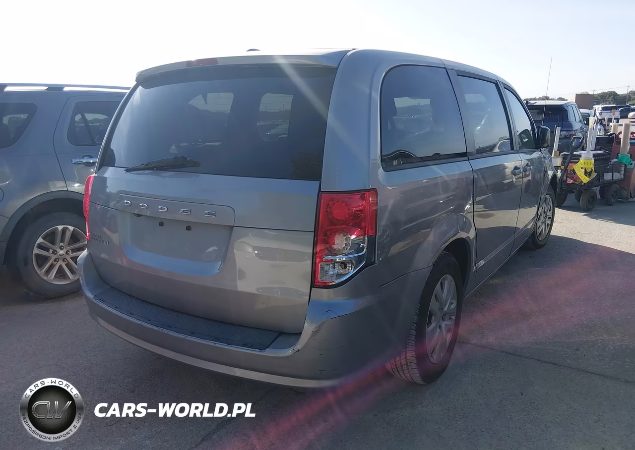 2018 Dodge Grand Caravan Se VIN:2C4RDGBG3JR348168 - 4