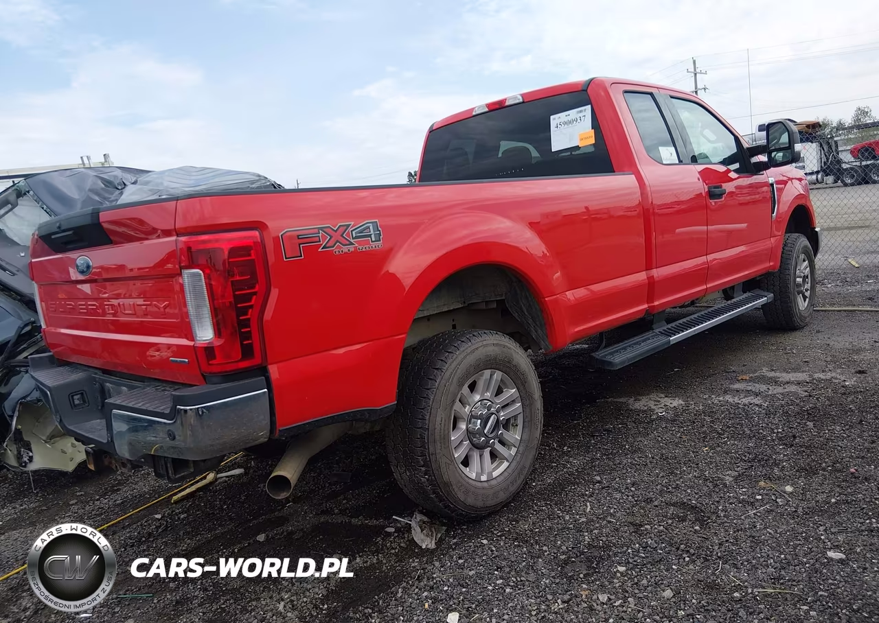 2017 Ford F-250 Xlt VIN:1FT7X2B61HEF09374 - 4