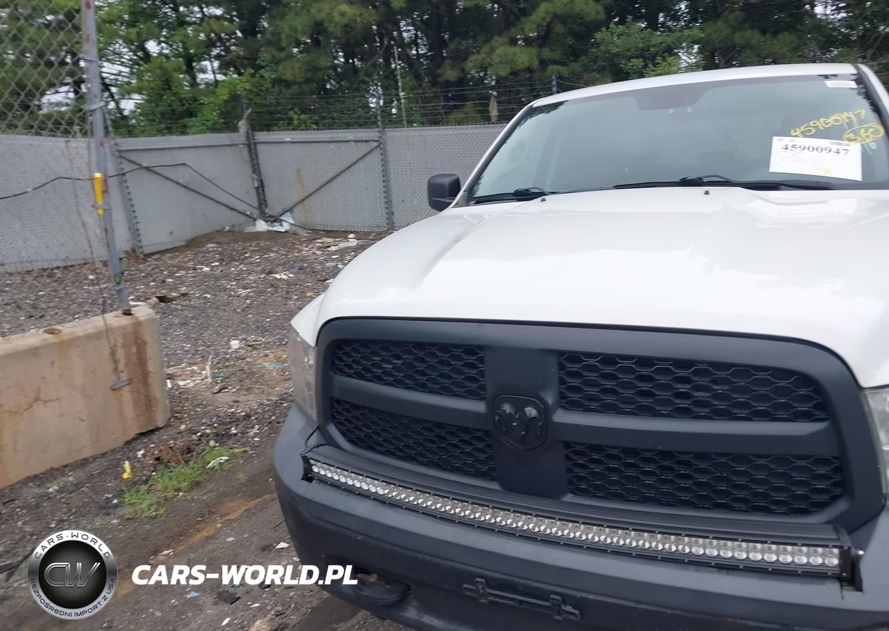 2017 Ram 1500 Tradesman Quad Cab 4X4 6'4 Box VIN:1C6RR7FT5HS820332 - 6