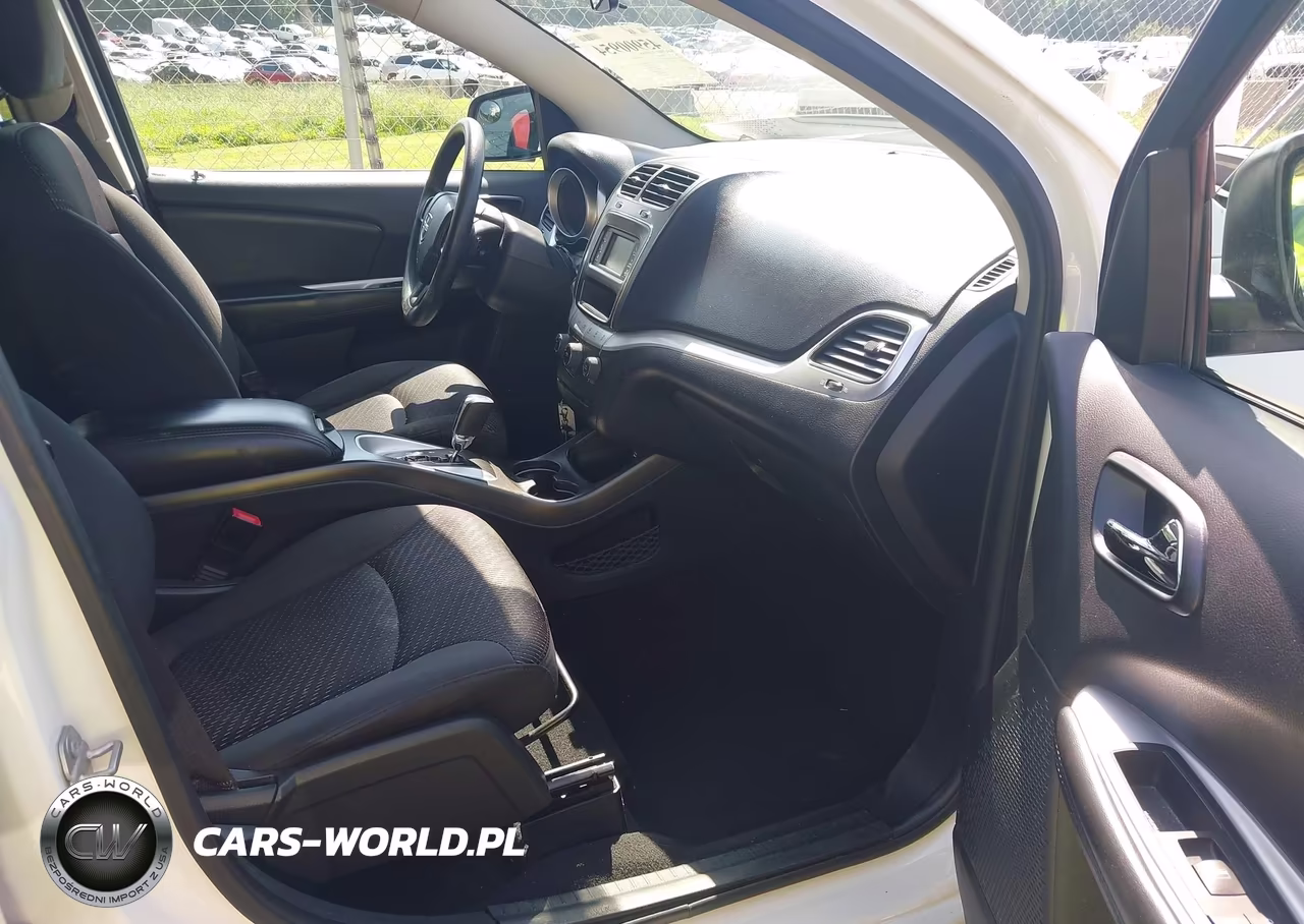 2017 Dodge Journey Se VIN:3C4PDCAB6HT562150 - 5