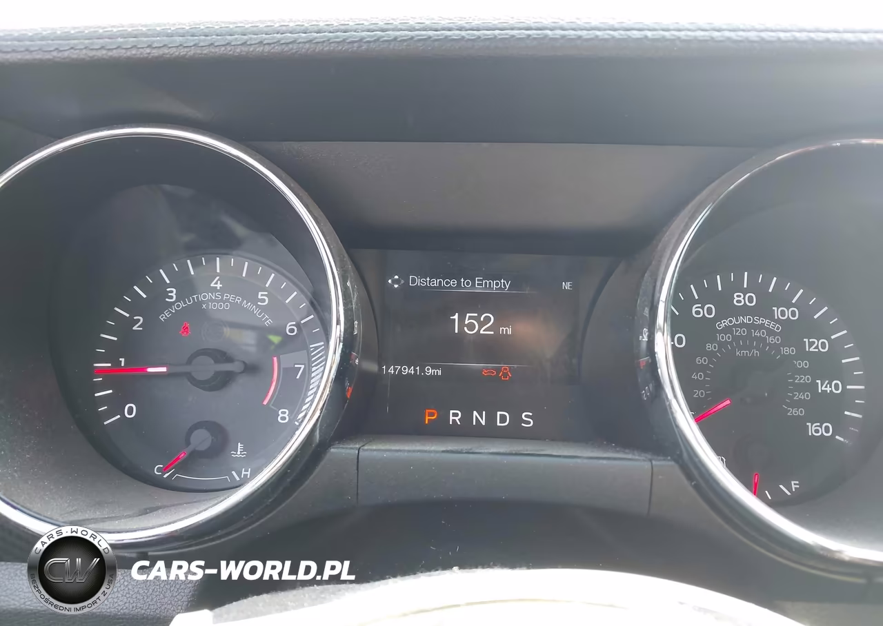 2016 Ford Mustang V6 VIN:1FA6P8AM6G5215018 - 7