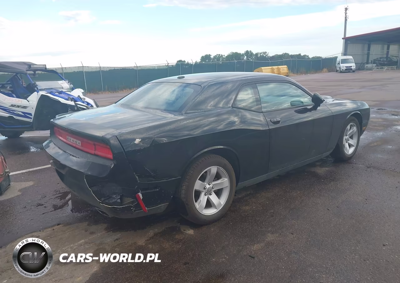 2012 Dodge Challenger Sxt VIN:2C3CDYAG7CH176348 - 4