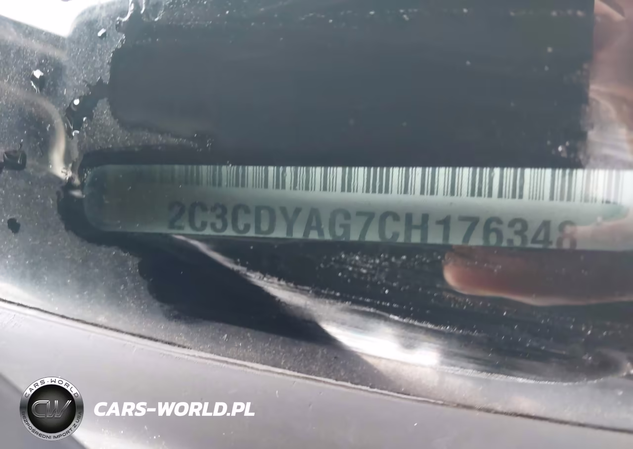 2012 Dodge Challenger Sxt VIN:2C3CDYAG7CH176348 - 9