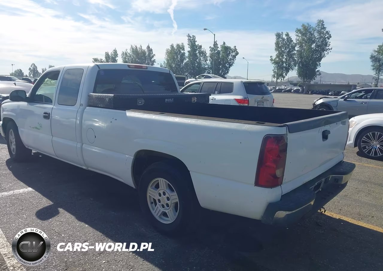 2003 Chevrolet Silverado 1500 VIN:1GCEC19V73E132746 - 3