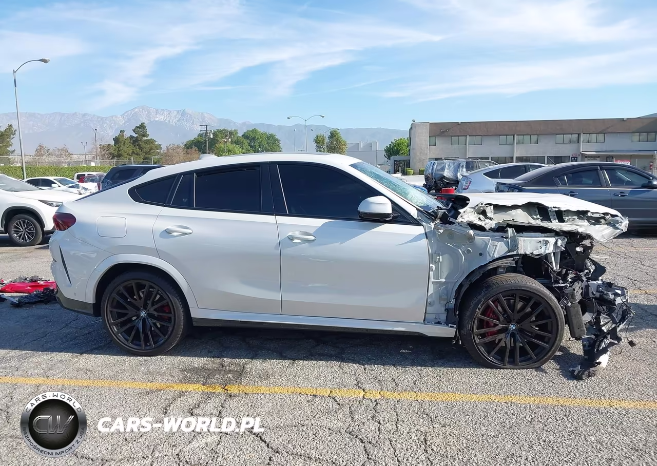 2022 BMW X6 xDrive40I VIN:5UXCY6C03N9J38136 - 14