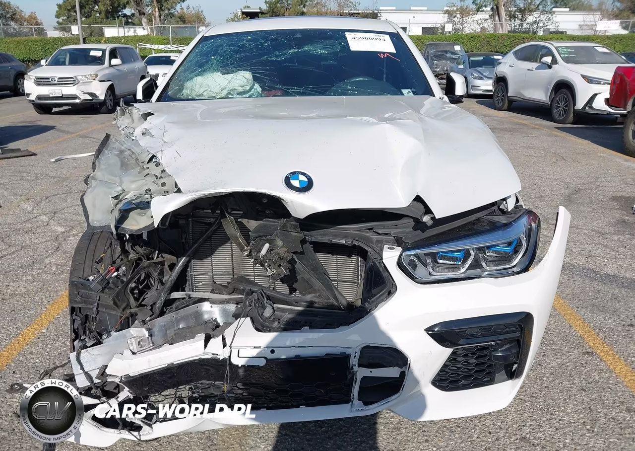 2022 BMW X6 xDrive40I VIN:5UXCY6C03N9J38136 - 18
