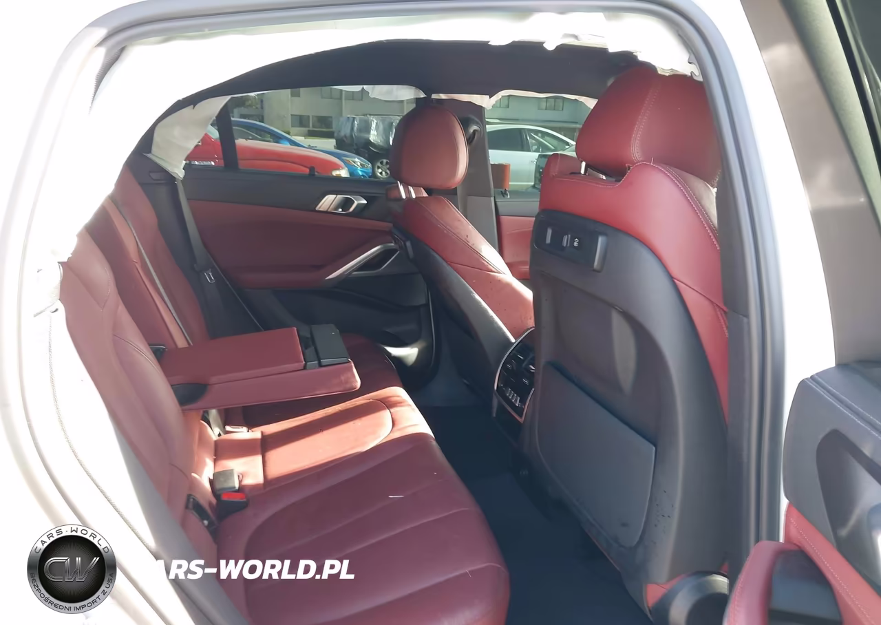 2022 BMW X6 xDrive40I VIN:5UXCY6C03N9J38136 - 8