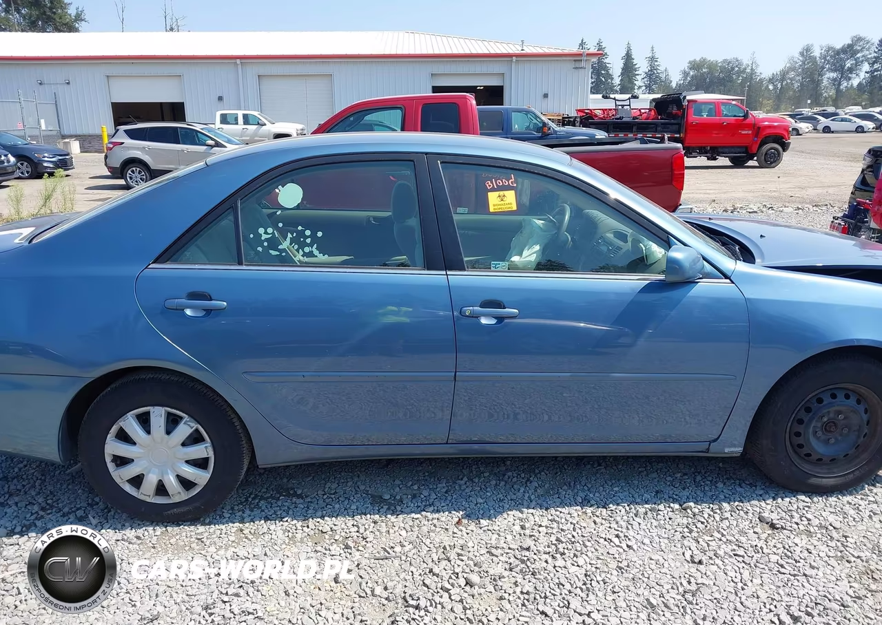 2003 Toyota Camry Le VIN:4T1BE32K33U185552 - 13