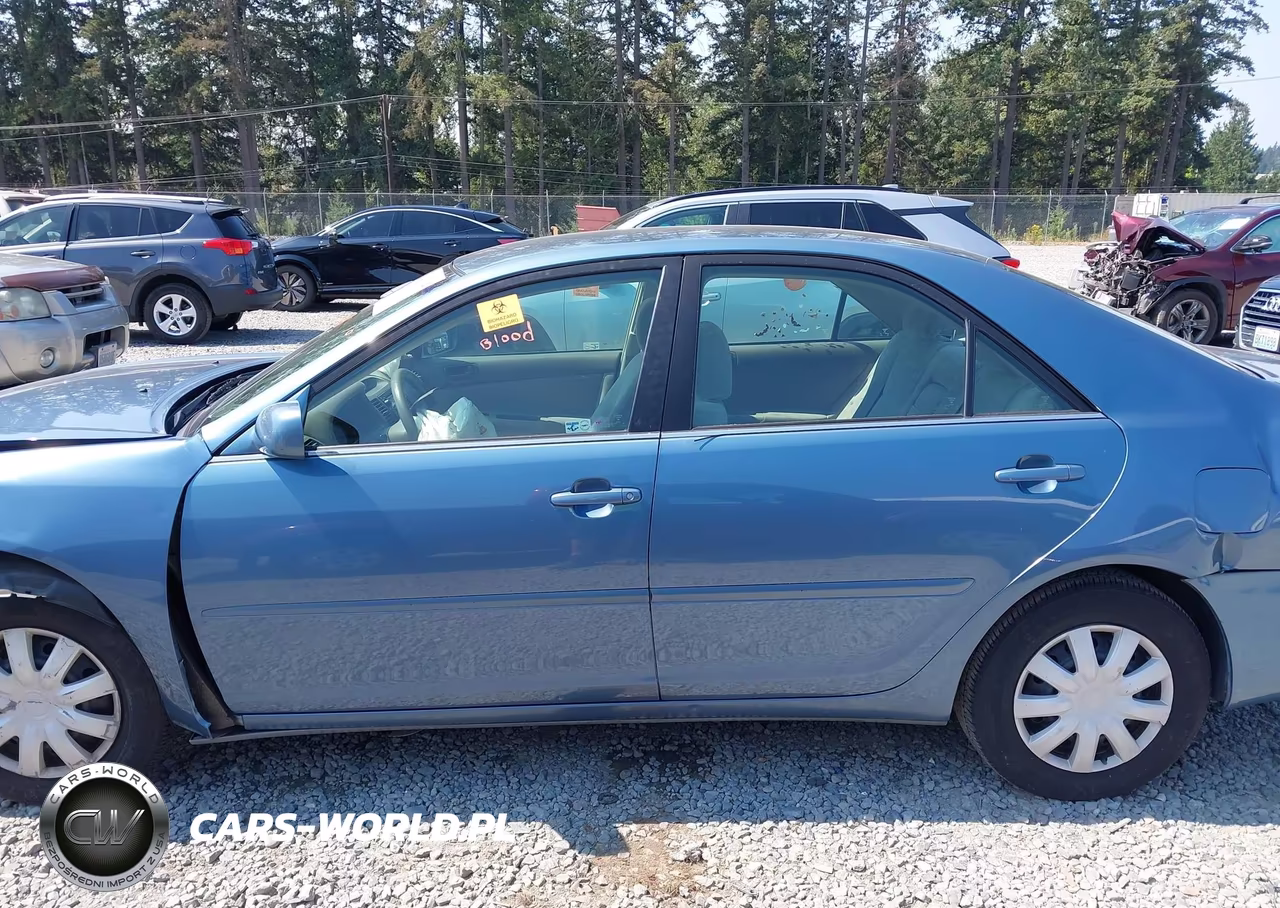 2003 Toyota Camry Le VIN:4T1BE32K33U185552 - 14