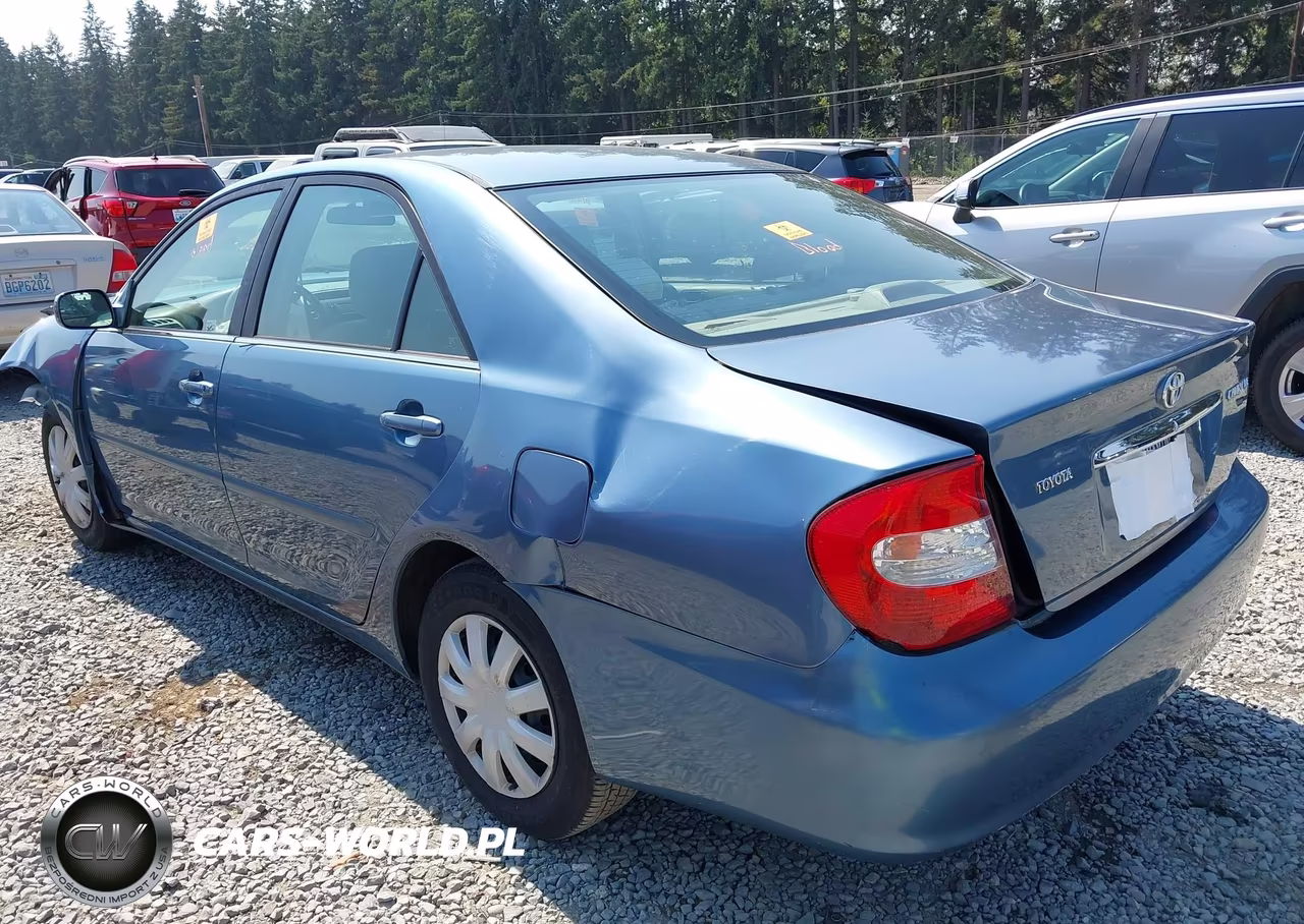 2003 Toyota Camry Le VIN:4T1BE32K33U185552 - 3